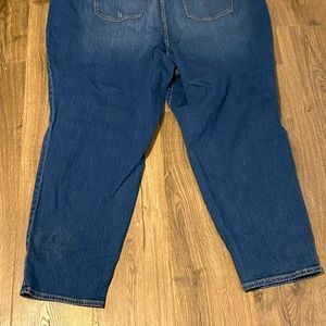 Torrid 28R Boyfriend Jeans